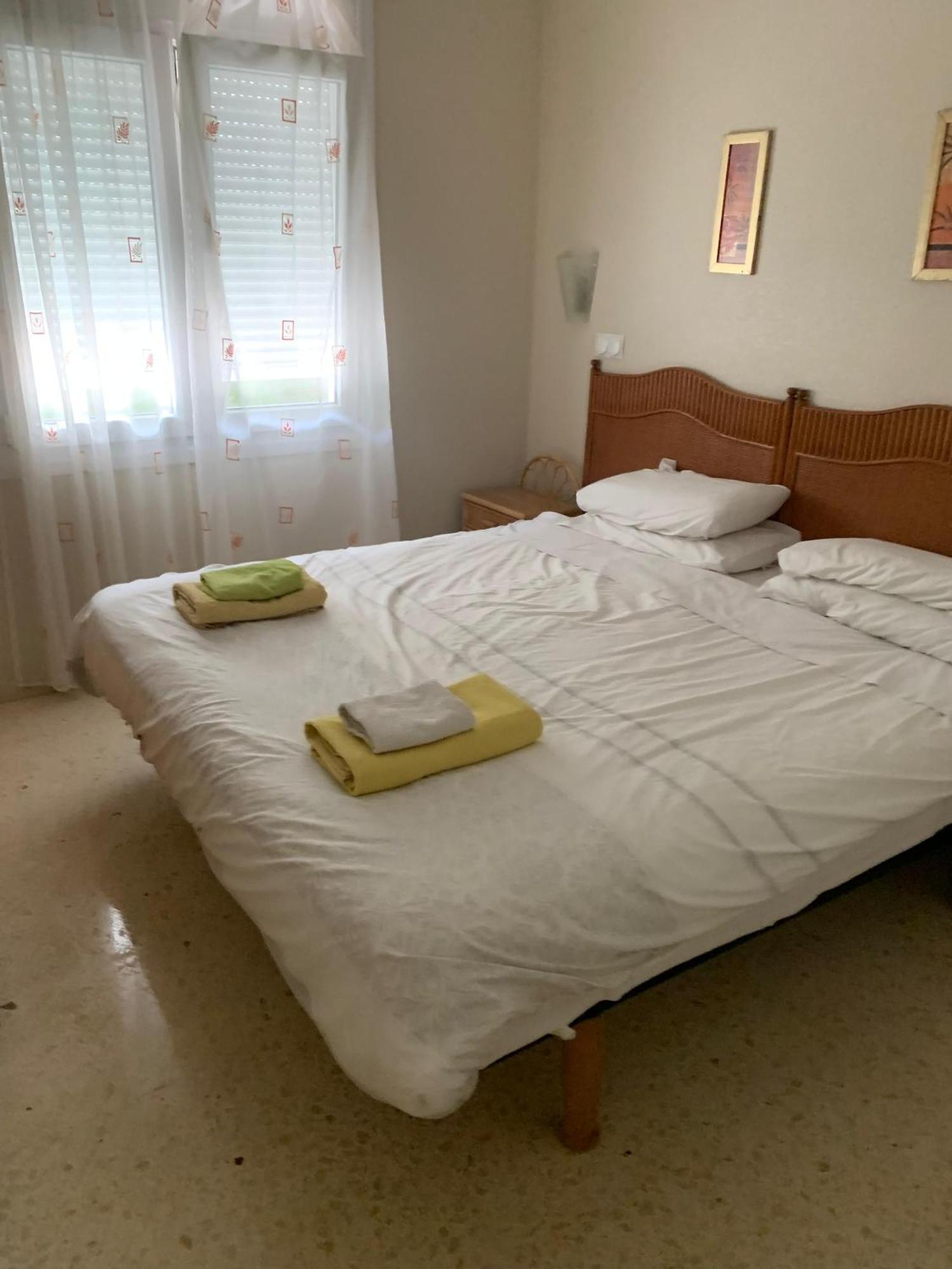 House With Garden At Oliva Nova Golf & Beach Resort Les Deveses 外观 照片